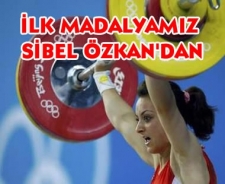 İlk madalyamız Sibel Özkan'dan...