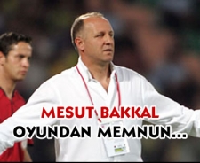 Mesut Bakkal'dan mutlusu yok...