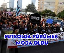 Futbolda yürüyen yürüyene