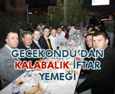 Gecekondudan kalabalık iftar yemeği...