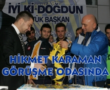 Hikmet Karaman görüşme odasında