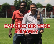 Emenike bir yere gidemez