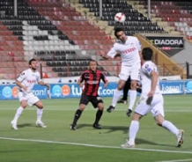 Gaziantepspor Manisaspor'a umut oldu: 0-0