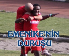 Emenike'in duruşu