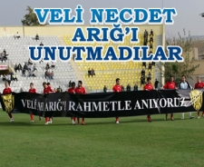 Veli Necdet Arığ'ı unutmadılar