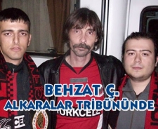 Behzat Ç. Alkaralar tribününde...