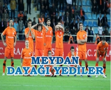 Meydan dayağı yediler