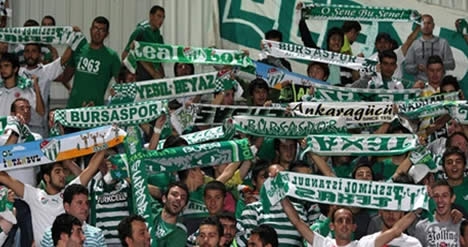 Bursaspor taraftarı Ankara'ya akın ediyor...