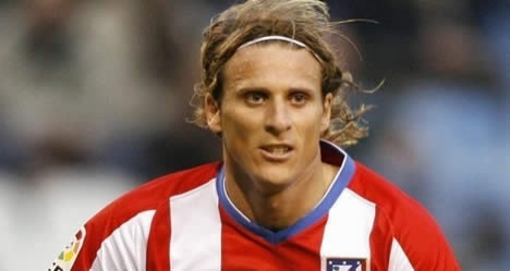 Forlan'ın menajeri Fener'in kapısında