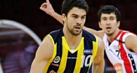 Engin Atsür Galatasaray'da...