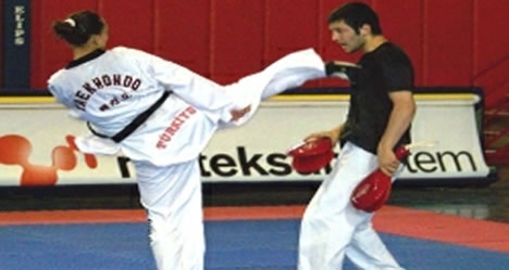 İller Bankası sporcularını ödüllendirdi..