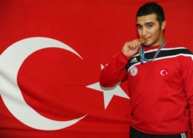 Emre Muyan dünya şampiyonu oldu!