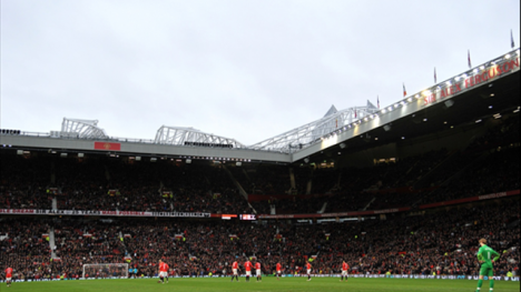 İlk maç Old Trafford'da