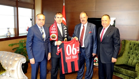 "İki kulüp arasında dayanışma sürecek"