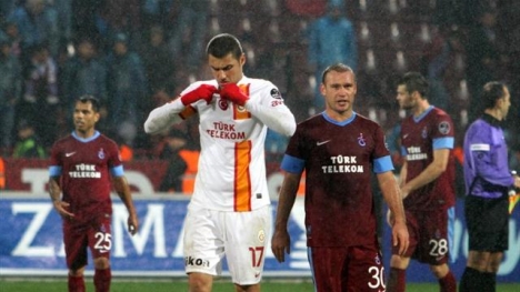 Burak Yılmaz özür diledi