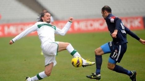 Bursaspor taraftarı Tuncay Şanlı'ya tepkili