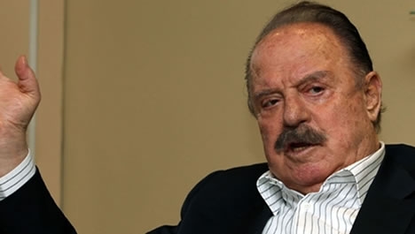 İlhan Cavcav'dan Aydınus'a tepki