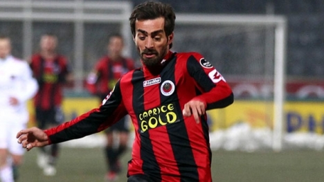 Oktay Delibalta, Mersin'e imza attı..