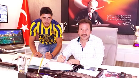Mehmet Taşçı sözleşmeyi uzattı...