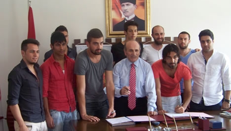 Ankara Demirspor'da İmza Şöleni