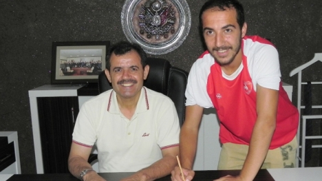 Denizli Belediyespor Hüseyin İle Anlaştı..