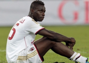 Balotelli'den Zlatan'a ince alay