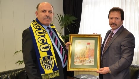 Yiğiner: İnanan Kadrolar Çalışıyor