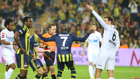 Cüneyt Çakır:2 Gençler:0