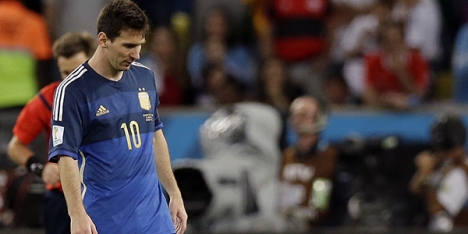 Messi, Maradona'nın gerisinde kalıyor!