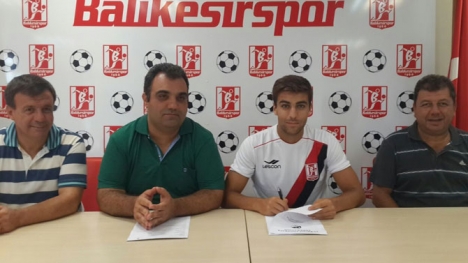 Balıkesirspor, Santos'a imzayı attırdı!