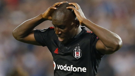 Beşiktaş'ta Demba Ba sakatlandı!