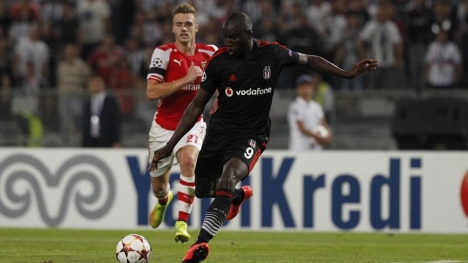 Demba Ba, tura inanıyor!