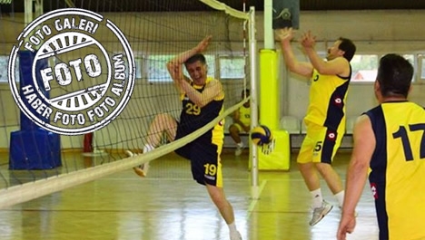 Yiğiner'den Basketbol forması ile voleybol show..