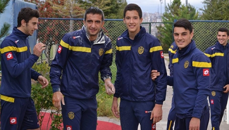 Ankaragücü'nde sürpriz doğum günü kutlaması!