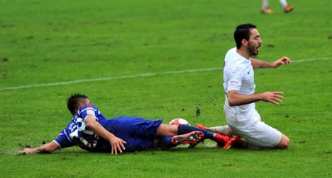 Karabükspor penaltılarda güldü!