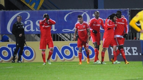 Beşiktaş gruptan çıkmayı garantiledi