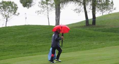 Golfe yağmur arası verildi!
