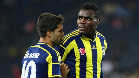 Fenerbahçe'de Emenike krizi büyüyor!