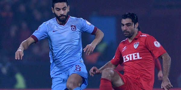 Manisaspor'da Mustafa Sarp ile yollar ayrıldı