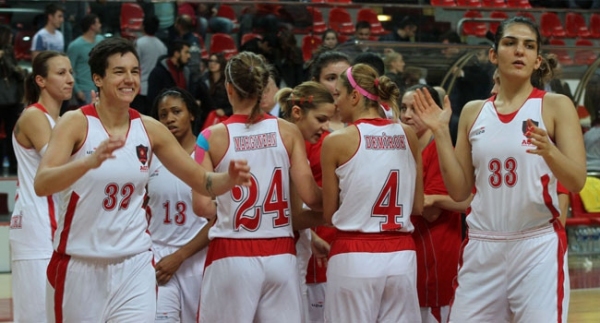 AGÜ Spor ilk yarıdaki başarıdan memnun