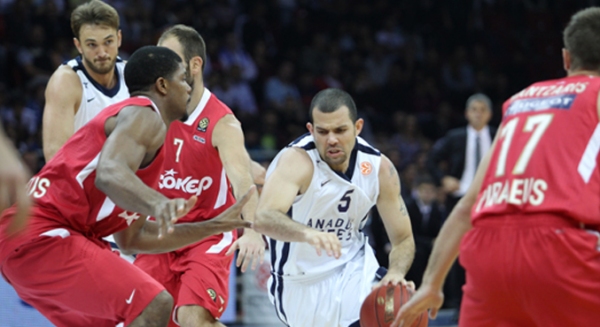 Anadolu Efes ile Olympiakos 28. kez
