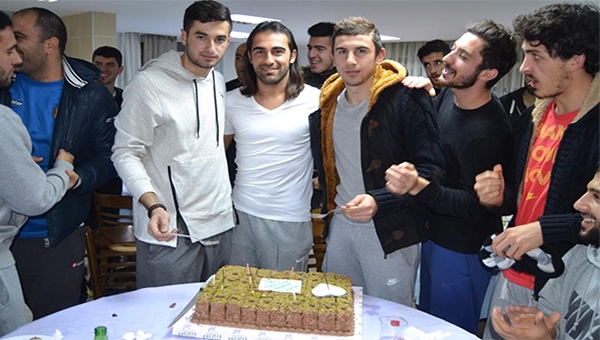 Ankaragücü'nde 2 oyuncunun doğum günü kutlandı