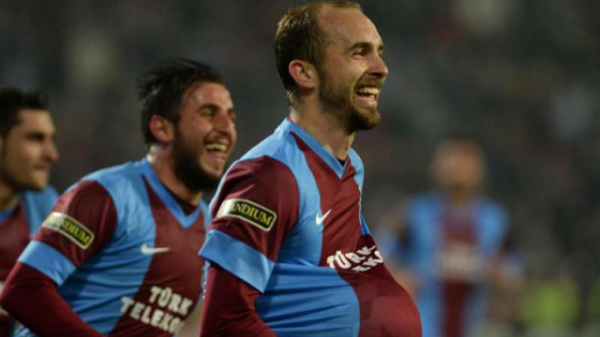 Trabzonspor Emre Güral'ı borsaya bildirdi...
