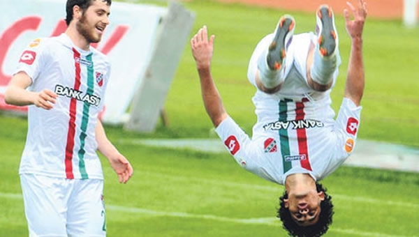 Karşıyaka transfer yasağını kaldıramadı..
