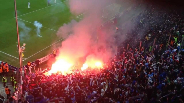 Napoli taraftarı 61. dakika şovunu çok sevdi!