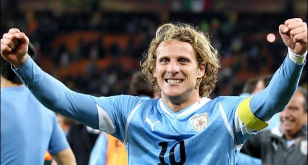 Diego Forlan noktayı koydu!