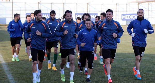 Konyaspor moralli hazırlanıyor...