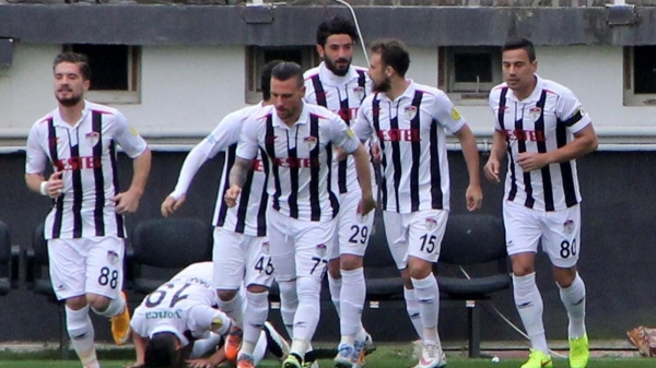Manisaspor taraftarından büyük protesto