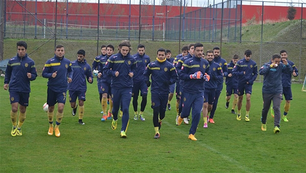 Ankaragücü'nde Göztepe hazırlıkları sürüyor
