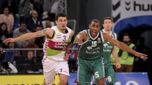 Malaga'nın galibiyeti Anadolu Efes'i son 8'e taşıdı